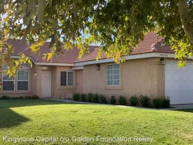 Main picture of 44256 Palo Verde St