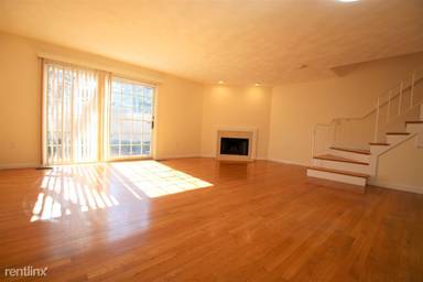 Main picture of 11 Eliot St