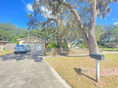 Main picture of 10377 Smyrna Dr