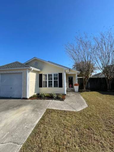 Main picture of 7426 Ern Way