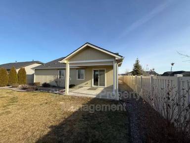 Main picture of 101 N Voyage Ave