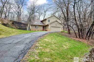 Main picture of 15 Magnolia Ln N