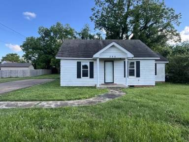 Main picture of 386 Bass St