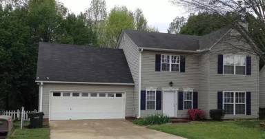 Main picture of 111 Riverside Chase Cir