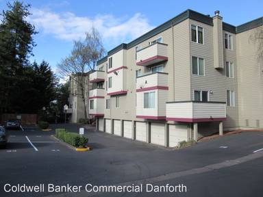 Main picture of 18102 15th Ave NE