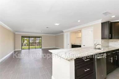 Main picture of 455 Canal Pt N