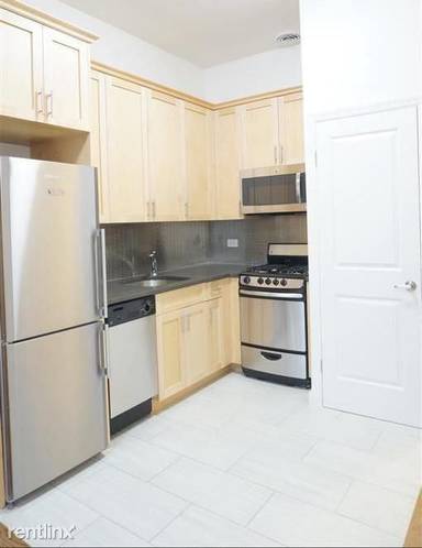 Main picture of 116 E 57th St
