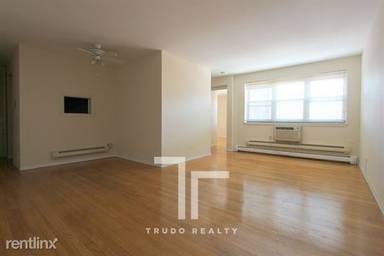 Main picture of 660 W Wrightwood Ave