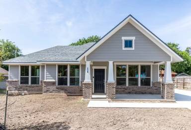 Main picture of 218 Coopwood Ave