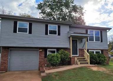 Main picture of 3935 McCalley Pl SW