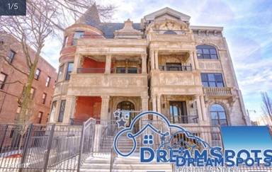 Main picture of 4710 S King Dr