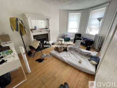 Main picture of 1367 Commonwealth Ave