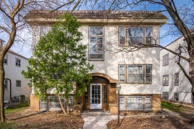 Main picture of 2790 Xerxes Ave S