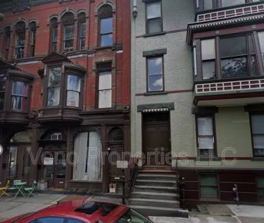 Main picture of 135 2nd St