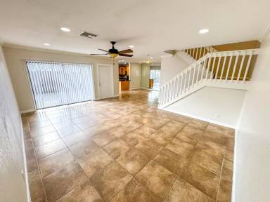 Main picture of 1827 N Congress Ave