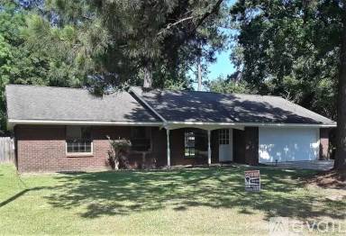 Main picture of 707 Monterrey Ln