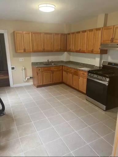 Main picture of 10 Mulvey St