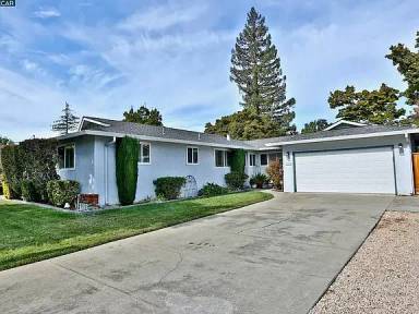 Main picture of 3985 Royal Arch Dr