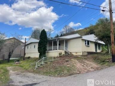 Main picture of 543 Locust St