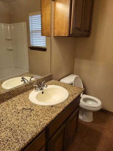Main picture of 2645 NW 182nd St