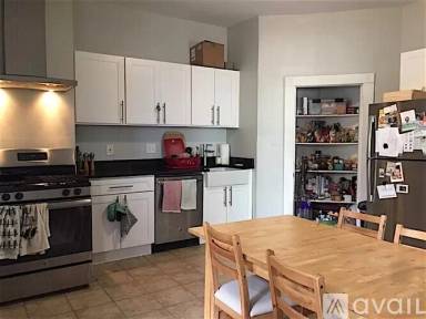 Main picture of 220 Prospect St