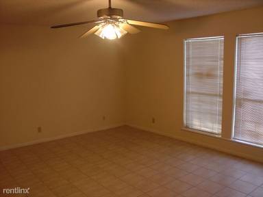 Main picture of 8315 Barkley St