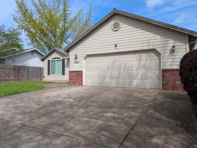 Main picture of 1079 Tyson Ln