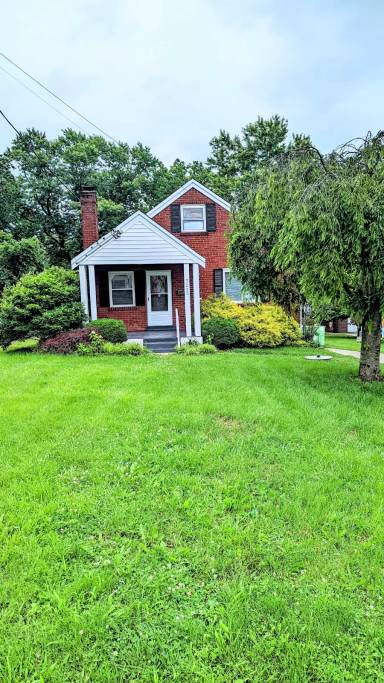 Main picture of 7214 Osceola Dr