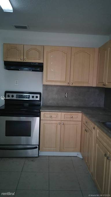 Main picture of 2245 Freedom St
