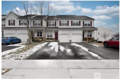 Main picture of 972 King Way