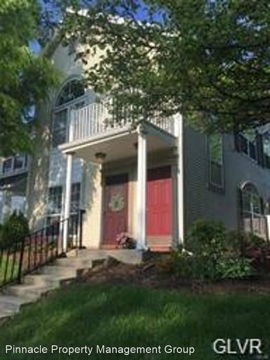 Main picture of 1928 Mattis St