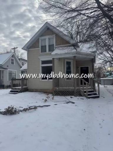Main picture of 1216 Lake Ave