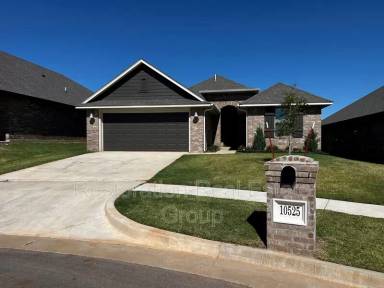 Main picture of 10525 NW 42nd Cir