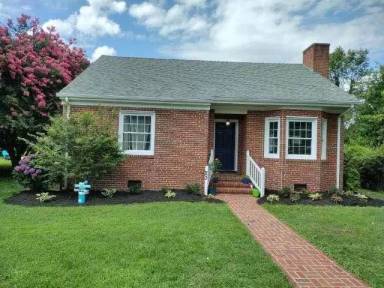 Main picture of 23 Cedar Ln