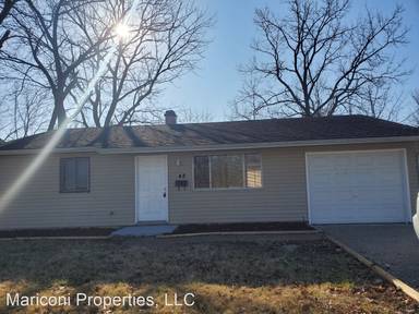 Main picture of 30 Saint Gregory Dr