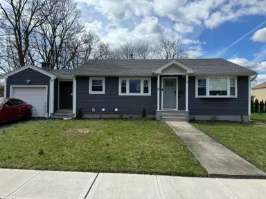 Main picture of 24 Prescott St