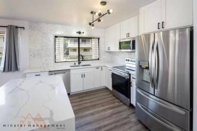 Main picture of 99-811 Holoai St