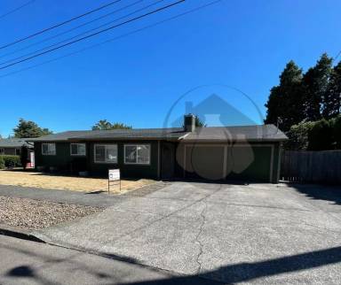 Main picture of 448 Garland Way N