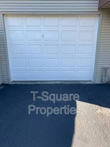 Main picture of 325 5th Ave S