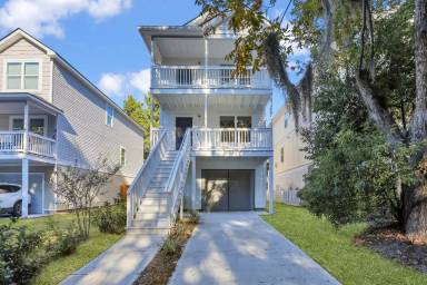 Main picture of 140 Palmetto Breeze Cir