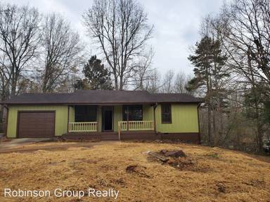 Main picture of 671 Bessie Rd
