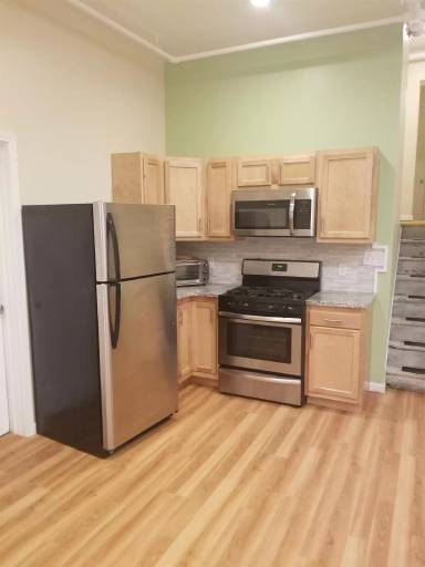Main picture of 116 Front St