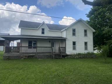Main picture of 1941 E River Rd