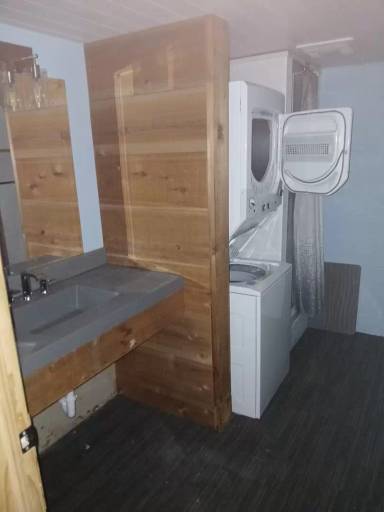 Main picture of 414 N Chestnut Ave