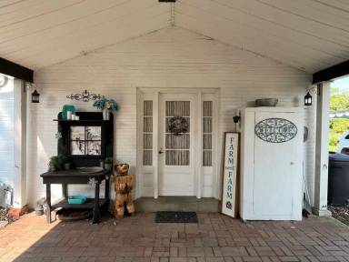 Main picture of 1806 Bell Rd