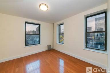 Main picture of 100 W 139th St