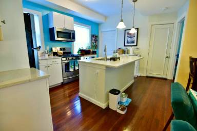 Main picture of 19 Rosemary St