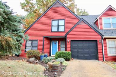 Main picture of 657 White Oak Cir