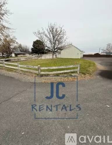Main picture of 2319 S 4th Ave
