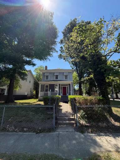 Main picture of 3103 Dill Ave